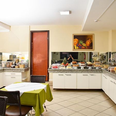 Várzea Grande Hotel Casa Nova מראה חיצוני תמונה
