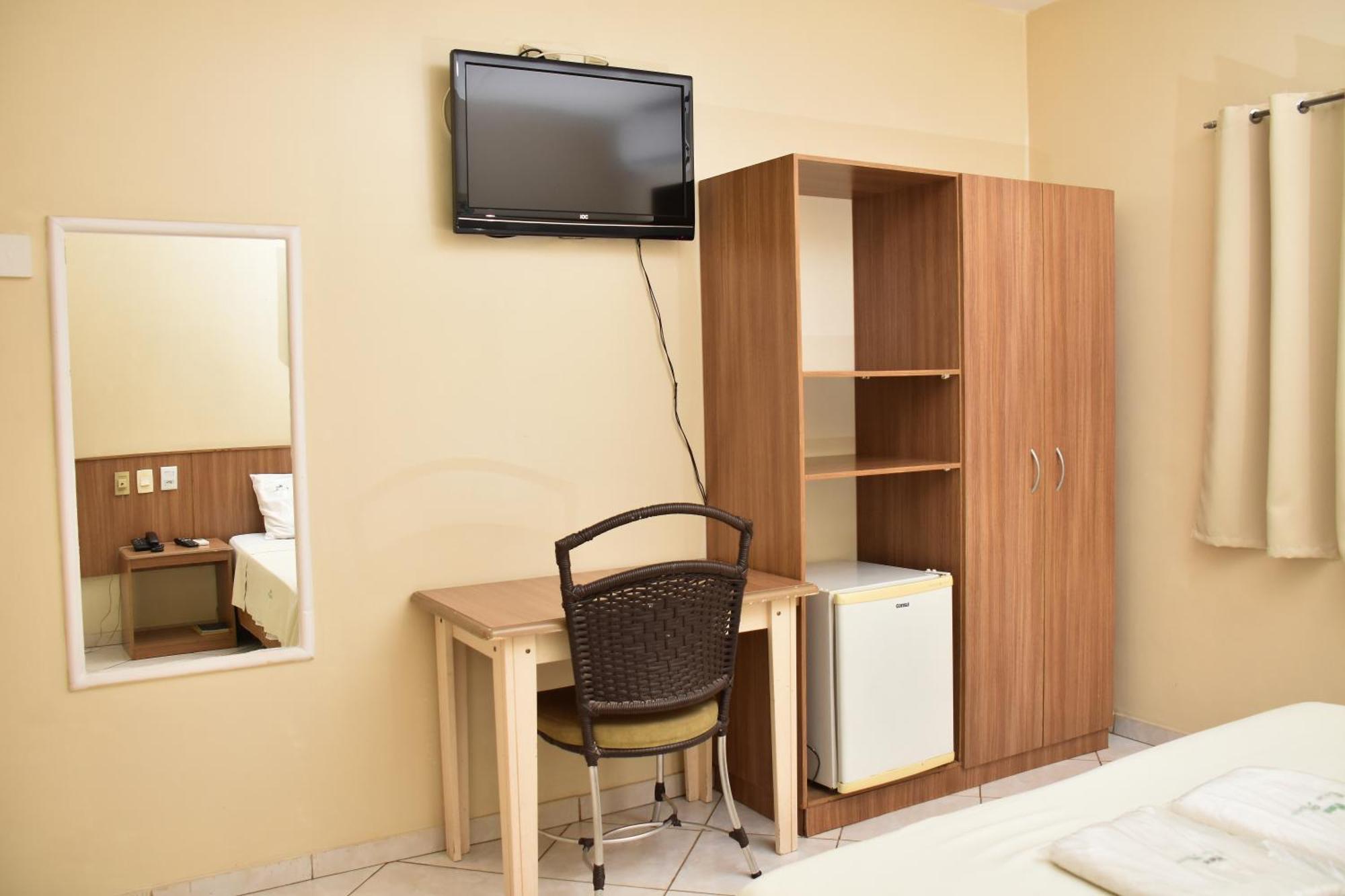 Várzea Grande Hotel Casa Nova מראה חיצוני תמונה