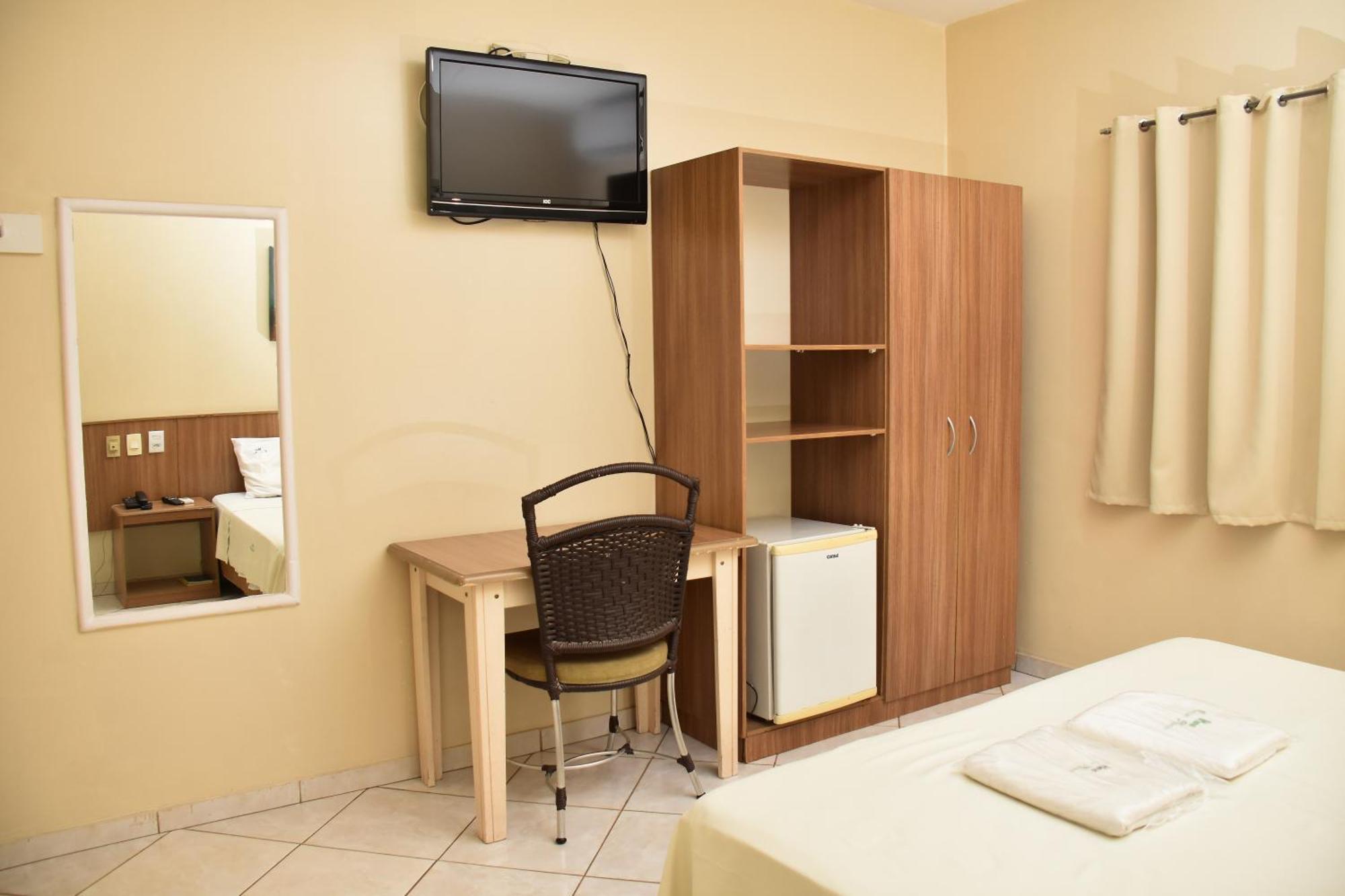 Várzea Grande Hotel Casa Nova מראה חיצוני תמונה