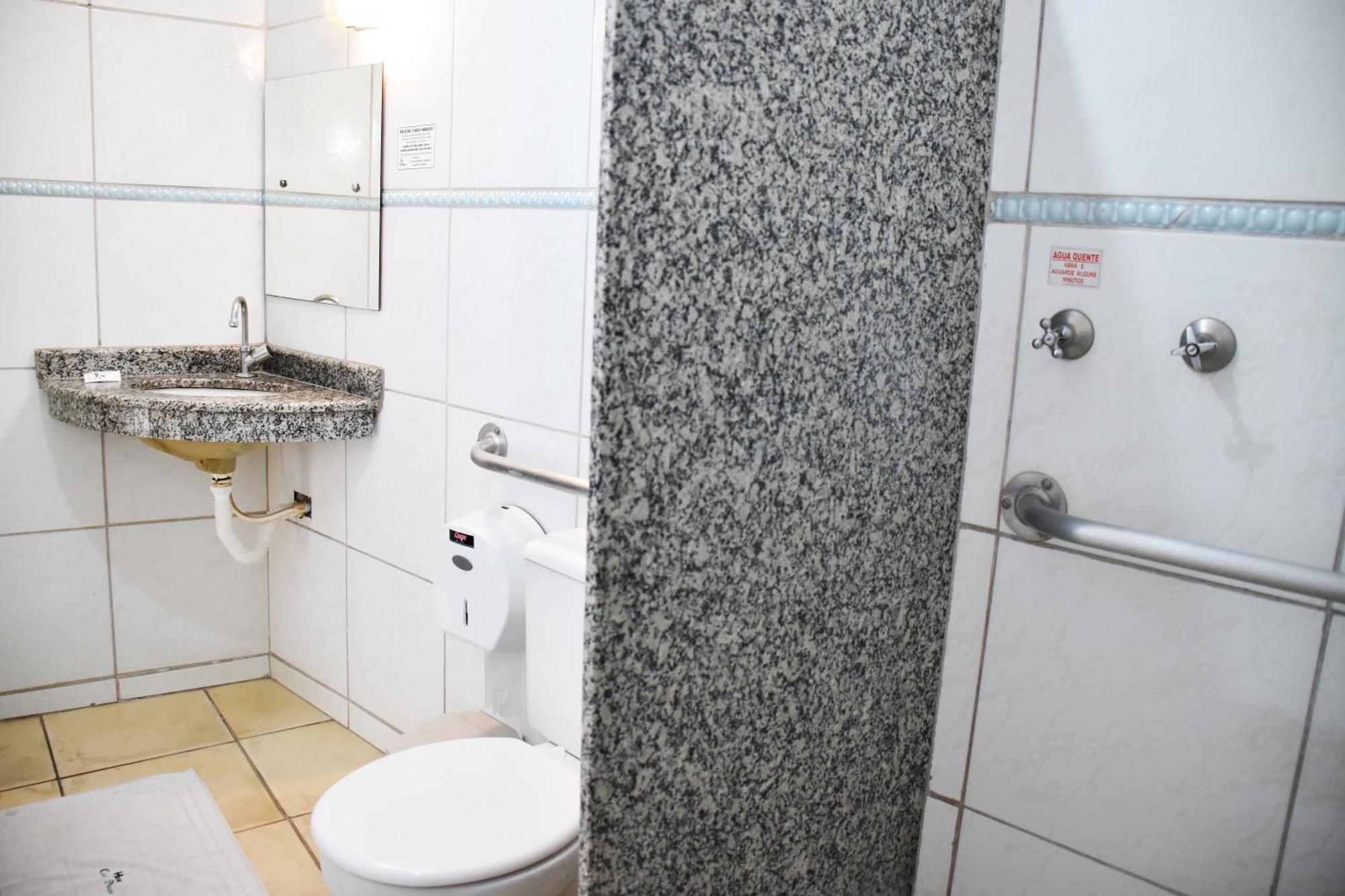 Várzea Grande Hotel Casa Nova מראה חיצוני תמונה