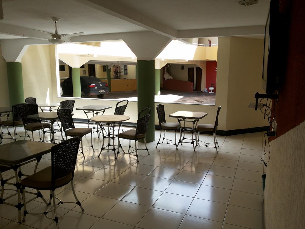 Várzea Grande Hotel Casa Nova מראה חיצוני תמונה
